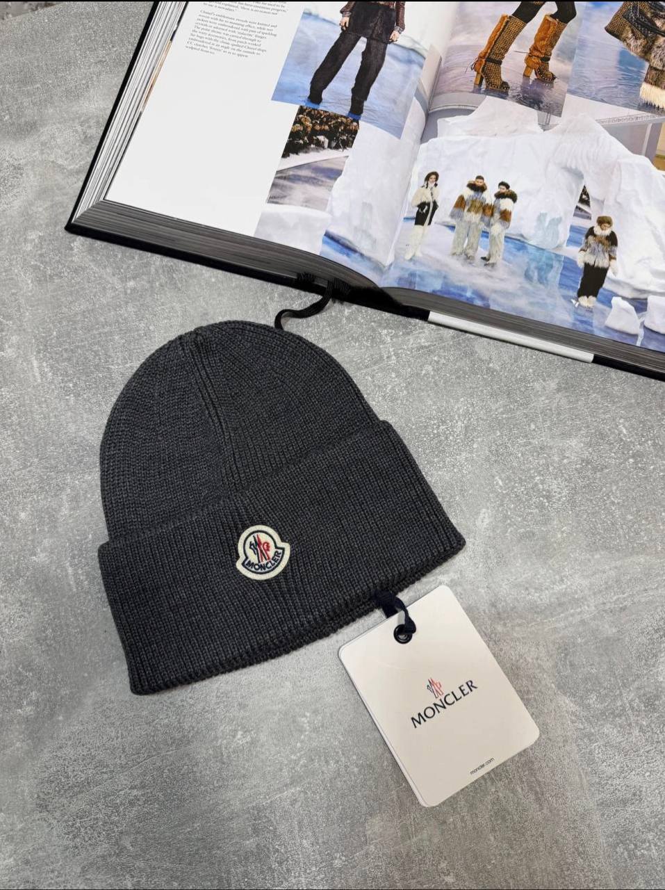 Moncle Beanie aj1809