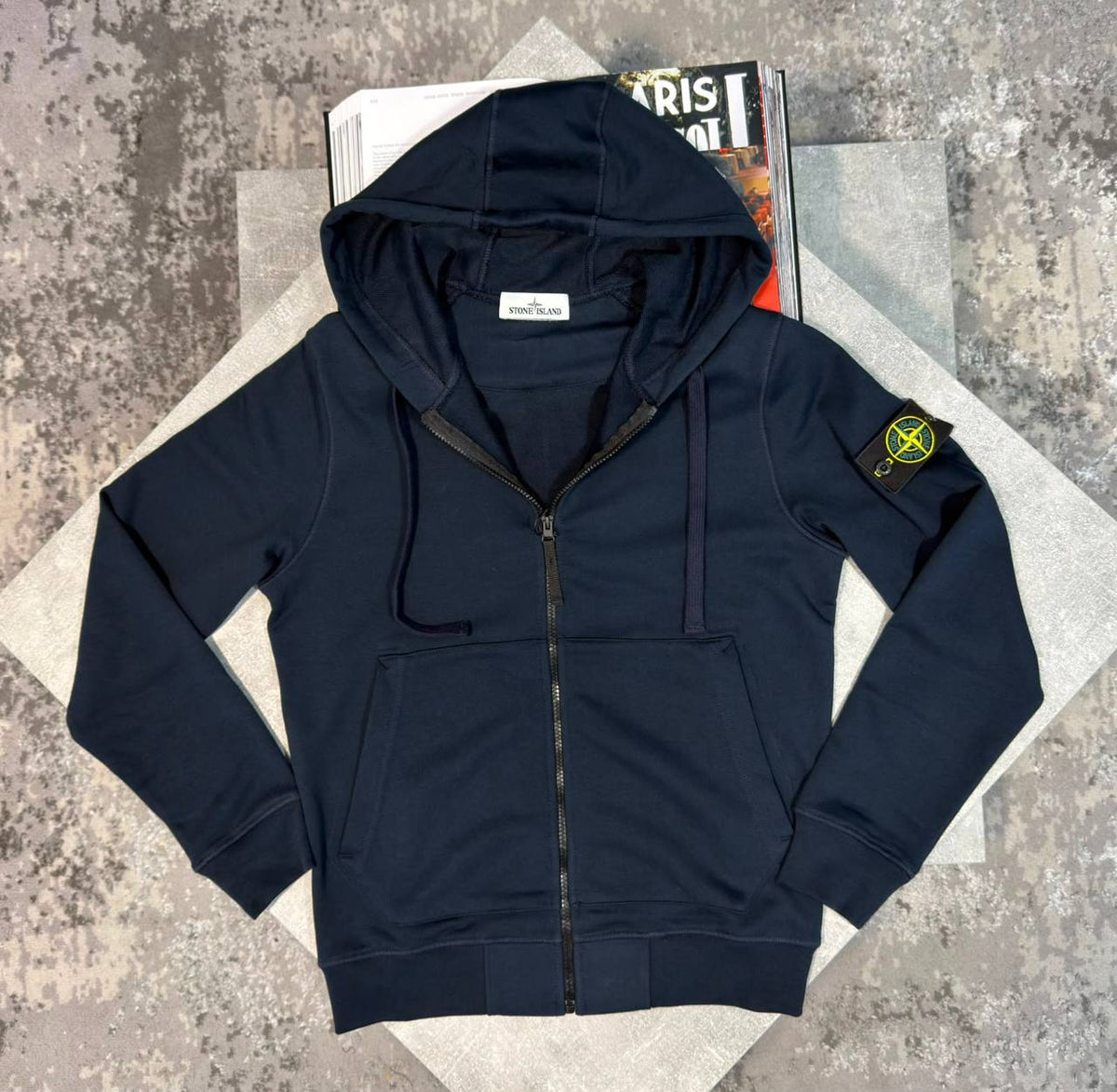 Ston Islan zip up hoodie  aj2009