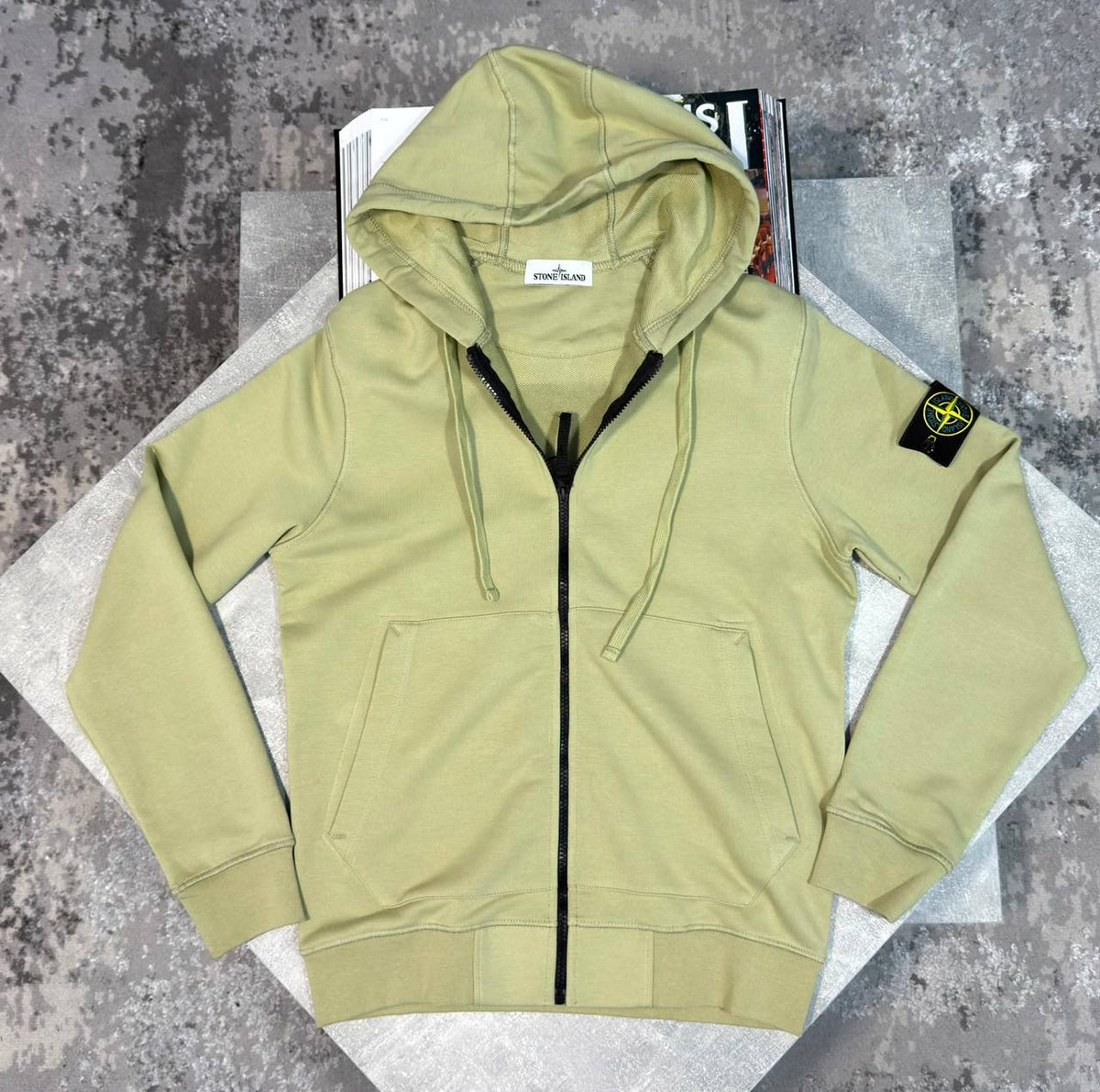Ston Islan zip up hoodie  aj2009