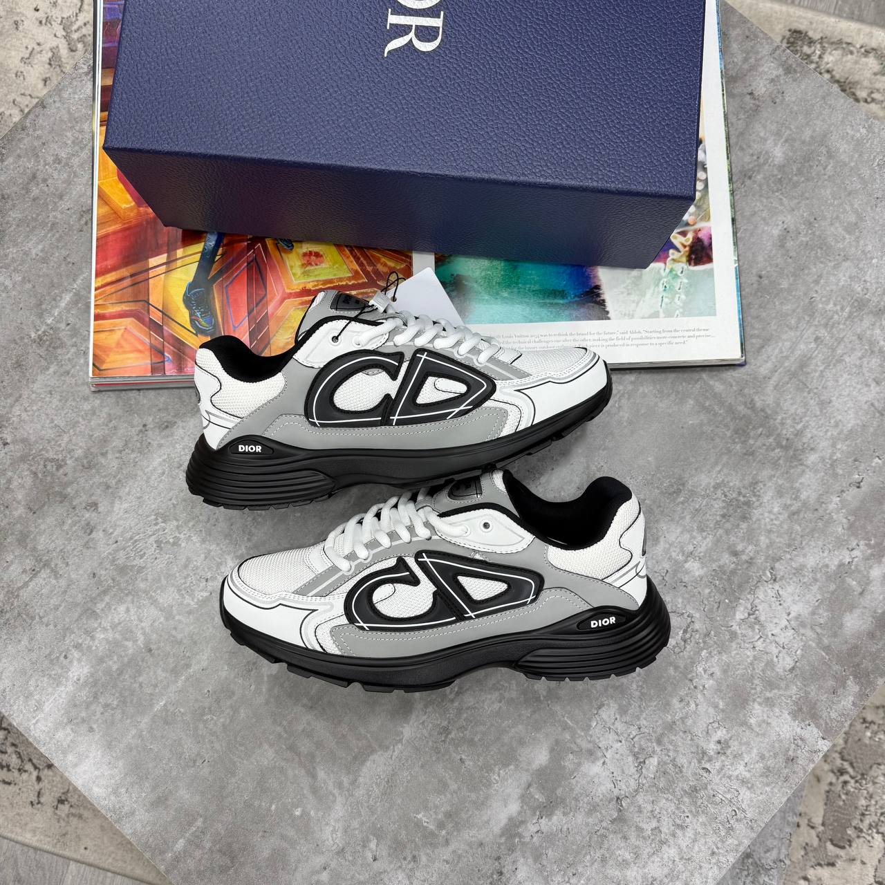 HIGH END  DIO B30 WITH EXTRA LACES AND FULL PACKAGING ETC jay0208