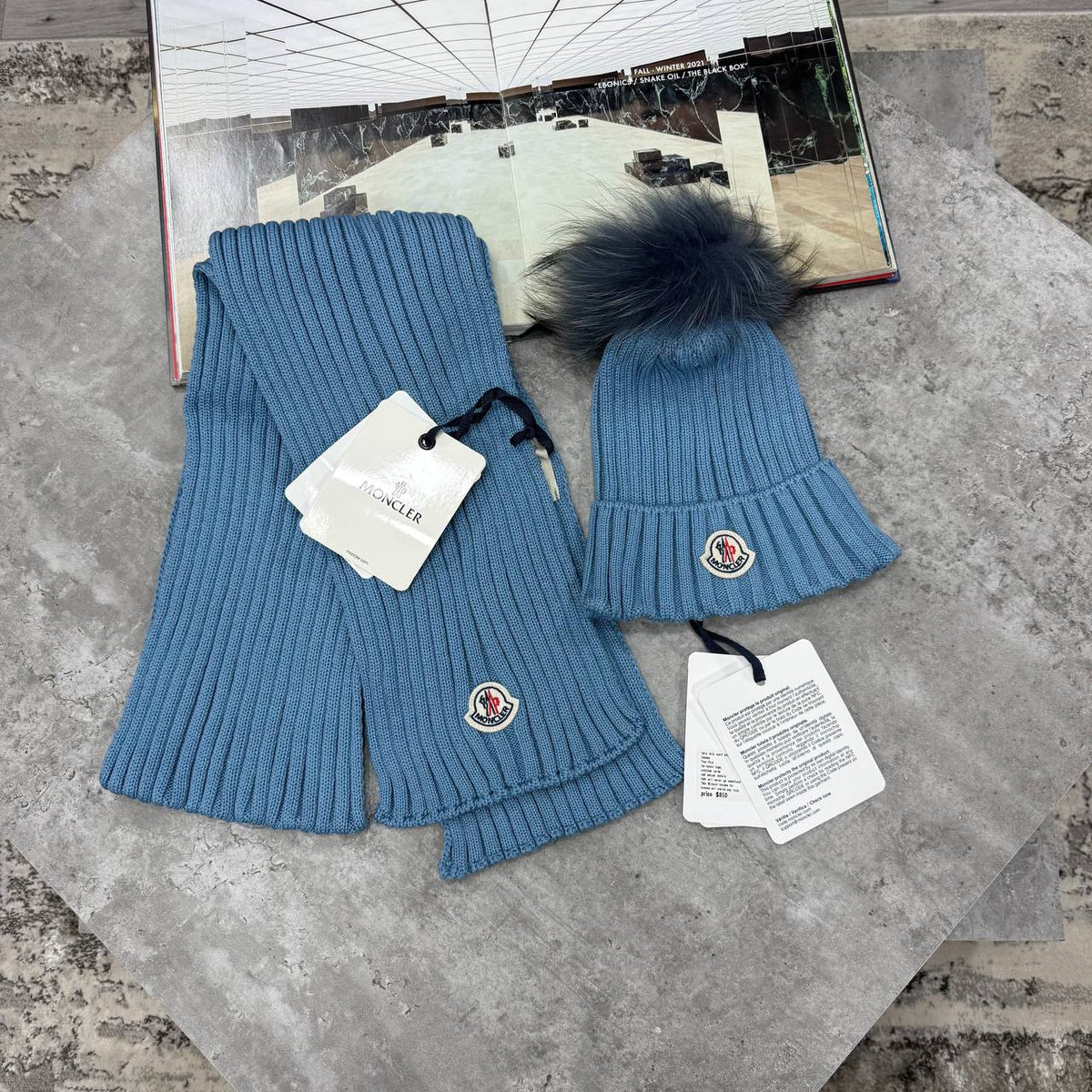 SUPER CLON MONCLE HAT ND SCARF SET jay1609
