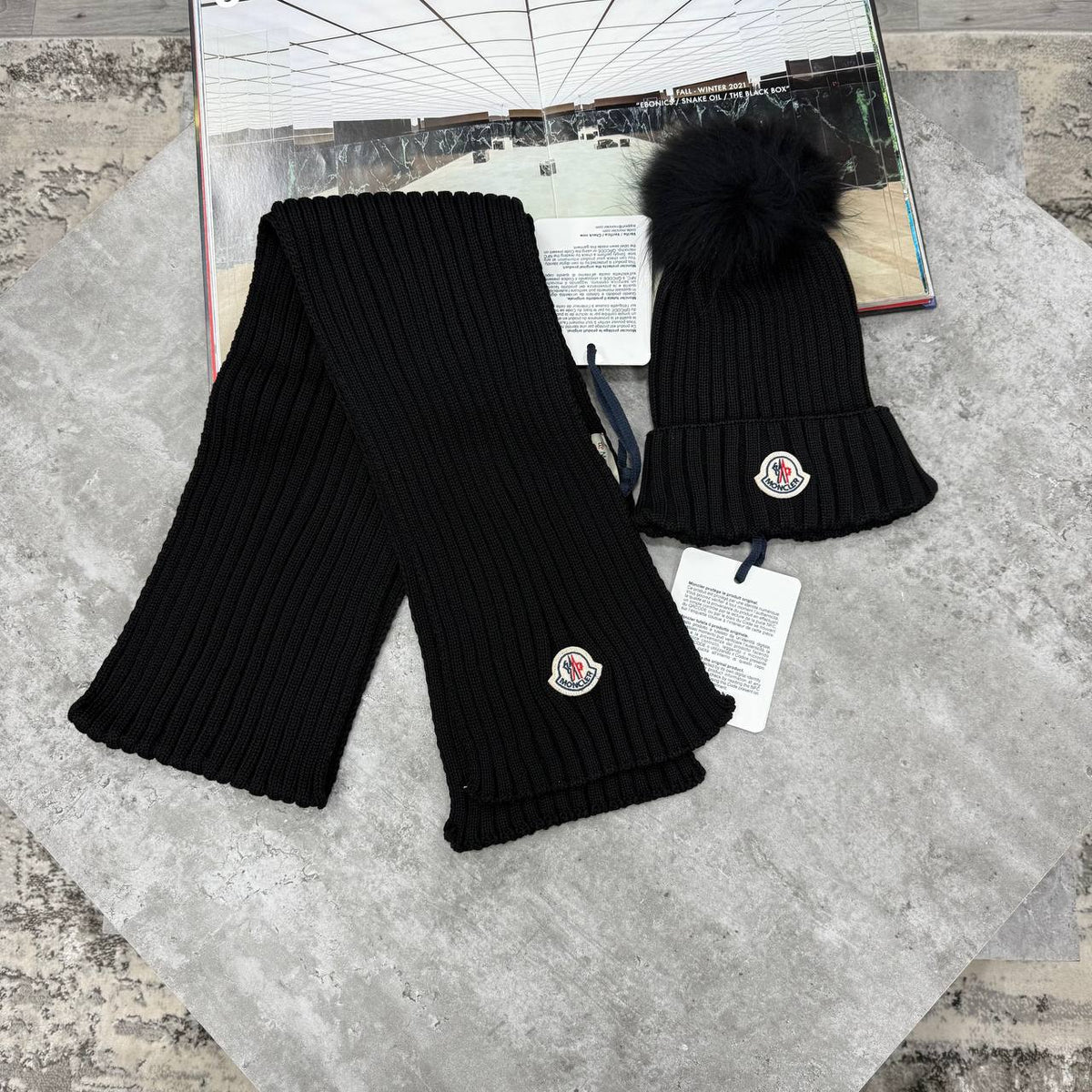 SUPER CLON MONCLE HAT ND SCARF SET jay1609