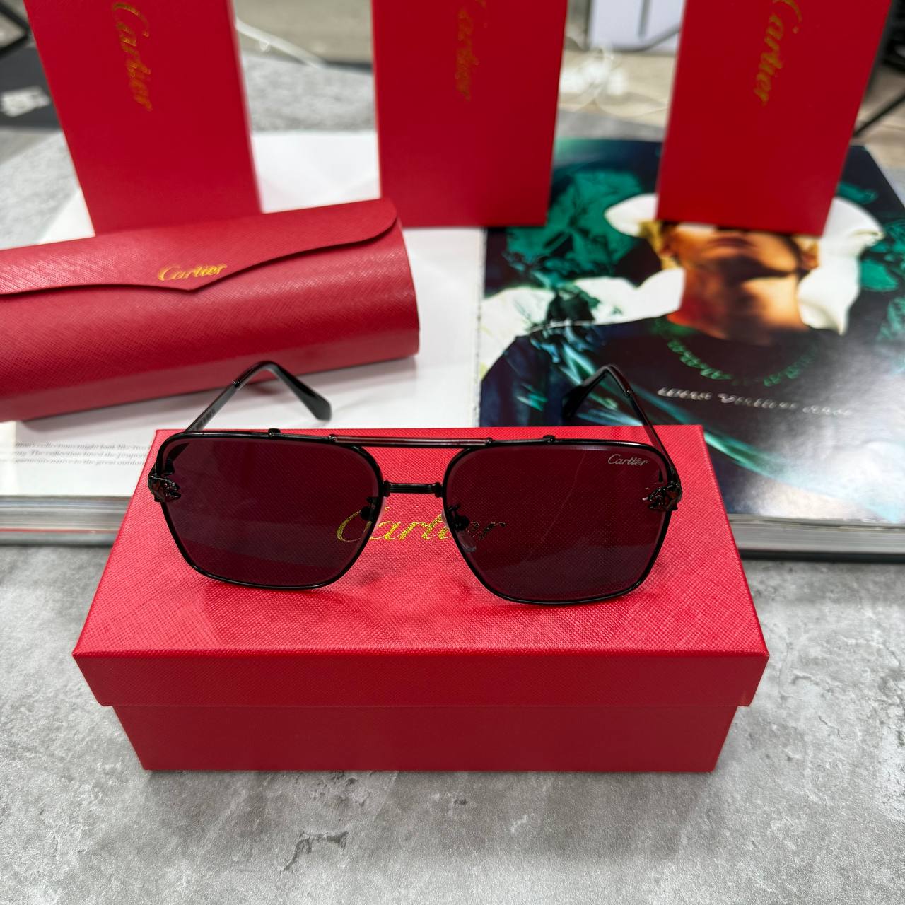 TOP QUALITY CARTIE  SUNGLASSES 🕶️ WITH FULL PACKAGING ETC jay2707