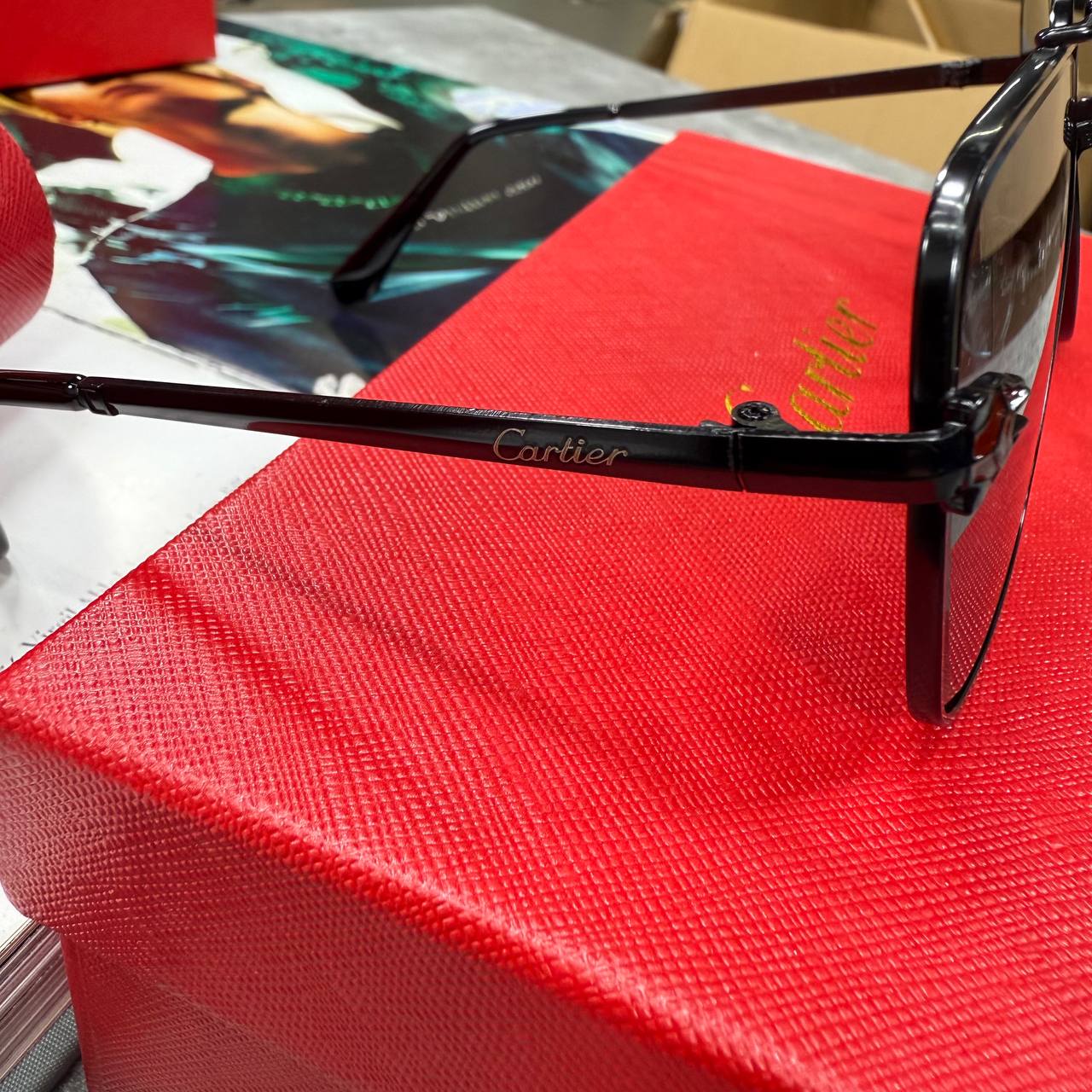 TOP QUALITY CARTIE  SUNGLASSES 🕶️ WITH FULL PACKAGING ETC jay2707