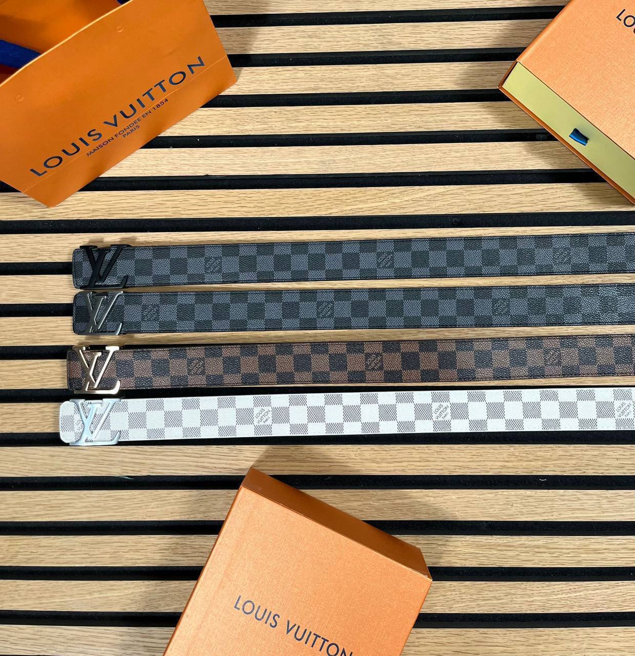 LVE BELTS COME WITH BOX am0109