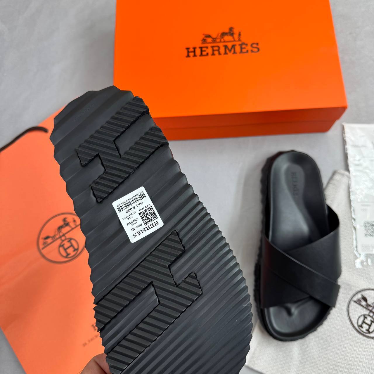 Hermes sliders sa0109
