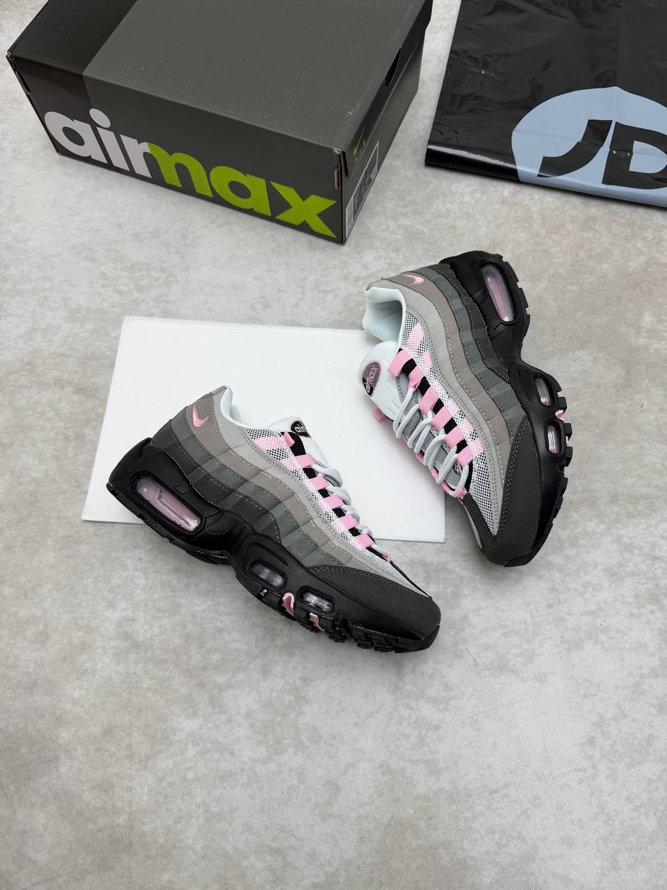 NIK AIR MAX 95 COME WITH BOX ETC am2006