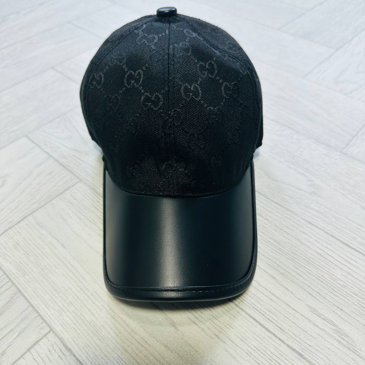 NEW DESIGNER CAPS to0109