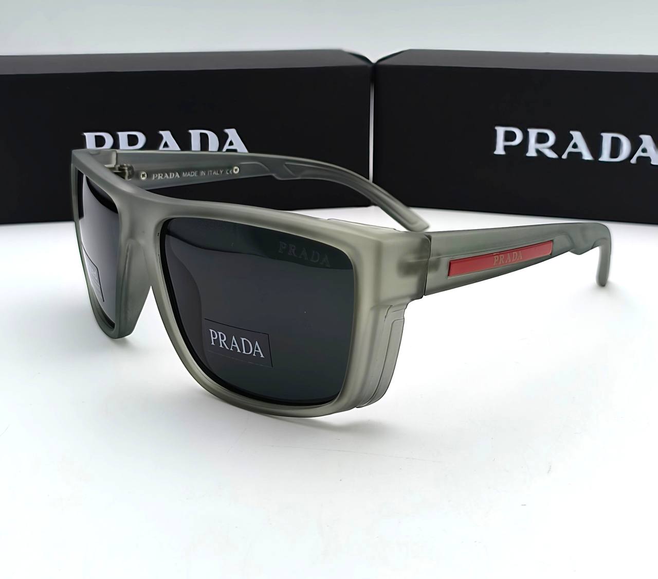 PRAD SUNGLASSES COME WITH BOX ETC am2106