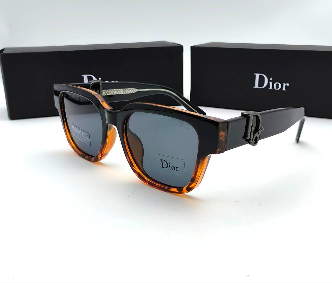 DIO  SUNGLASSES COME WITH BOX ETC am2106