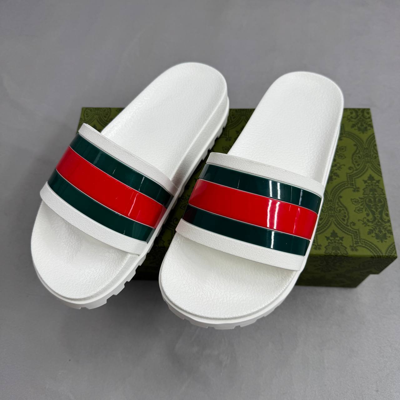 Gucii sliders sa0309