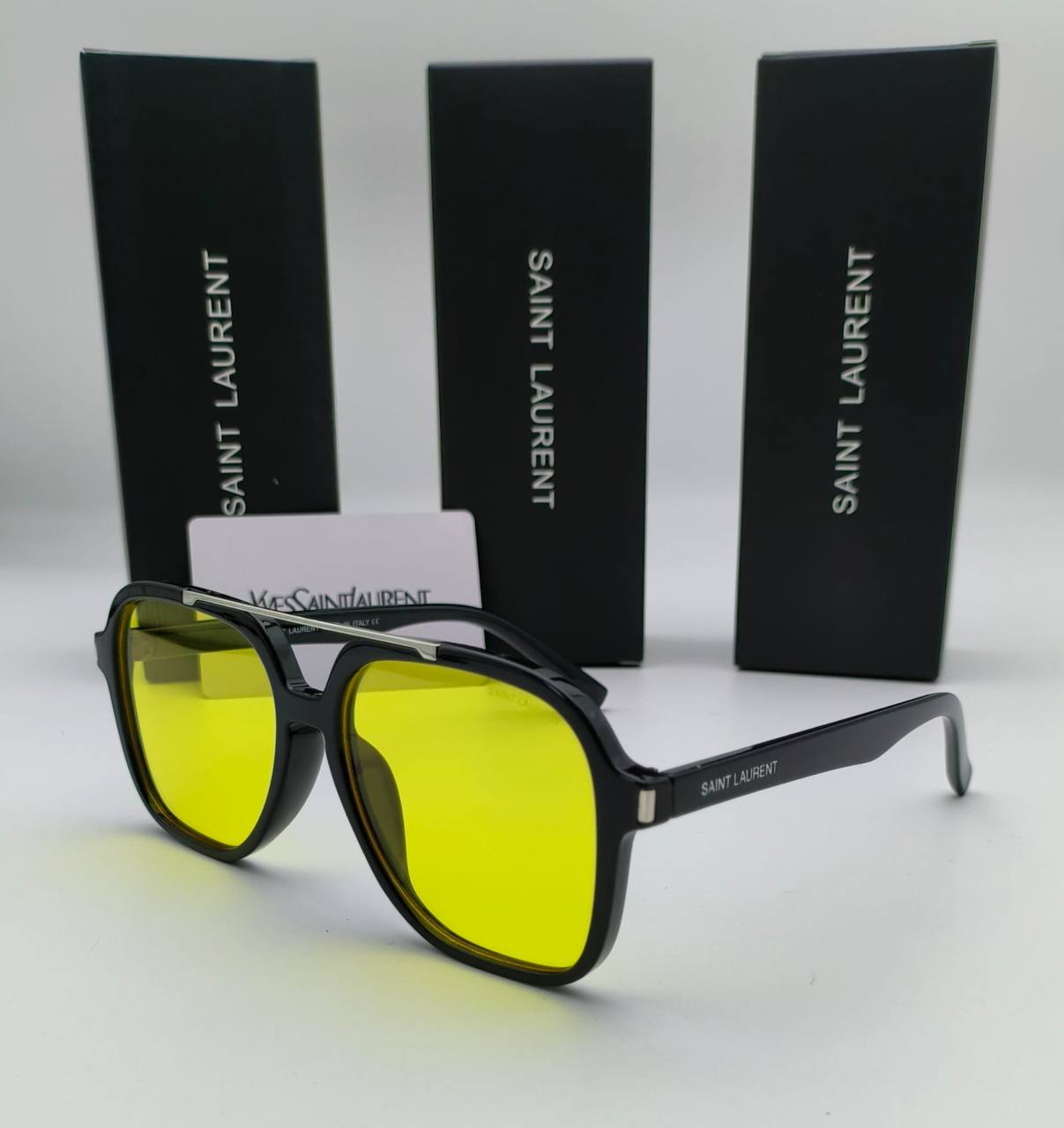 SAIN LAUREN   SUNGLASSES COME WITH BOX ETC am2306