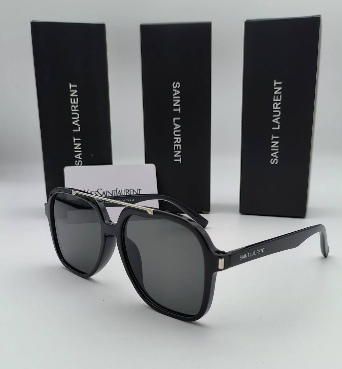 SAIN LAUREN   SUNGLASSES COME WITH BOX ETC am2306