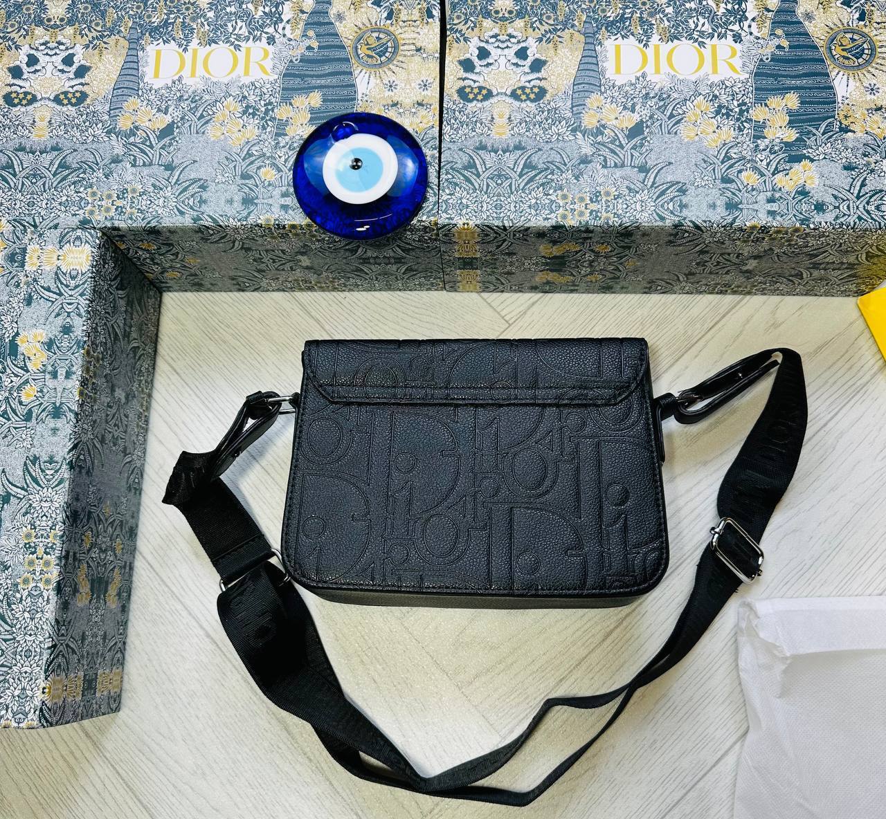DIO MAN HAND BAG WITH BOX to2306