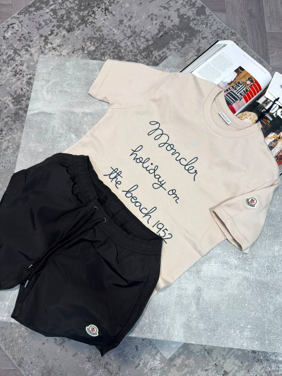 Moncle Shorts Set aj2406