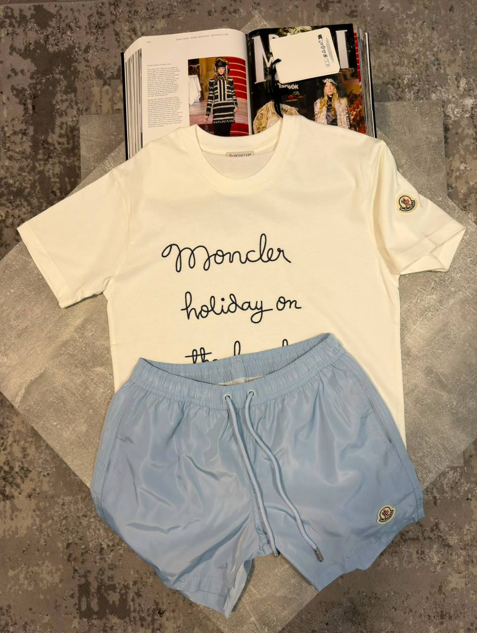 Moncle Shorts Set aj2406
