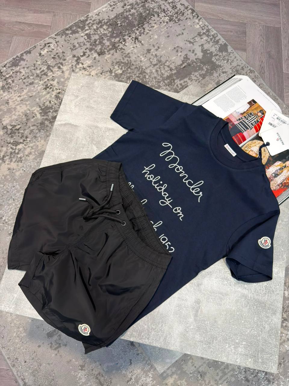 Moncle Shorts Set aj2406