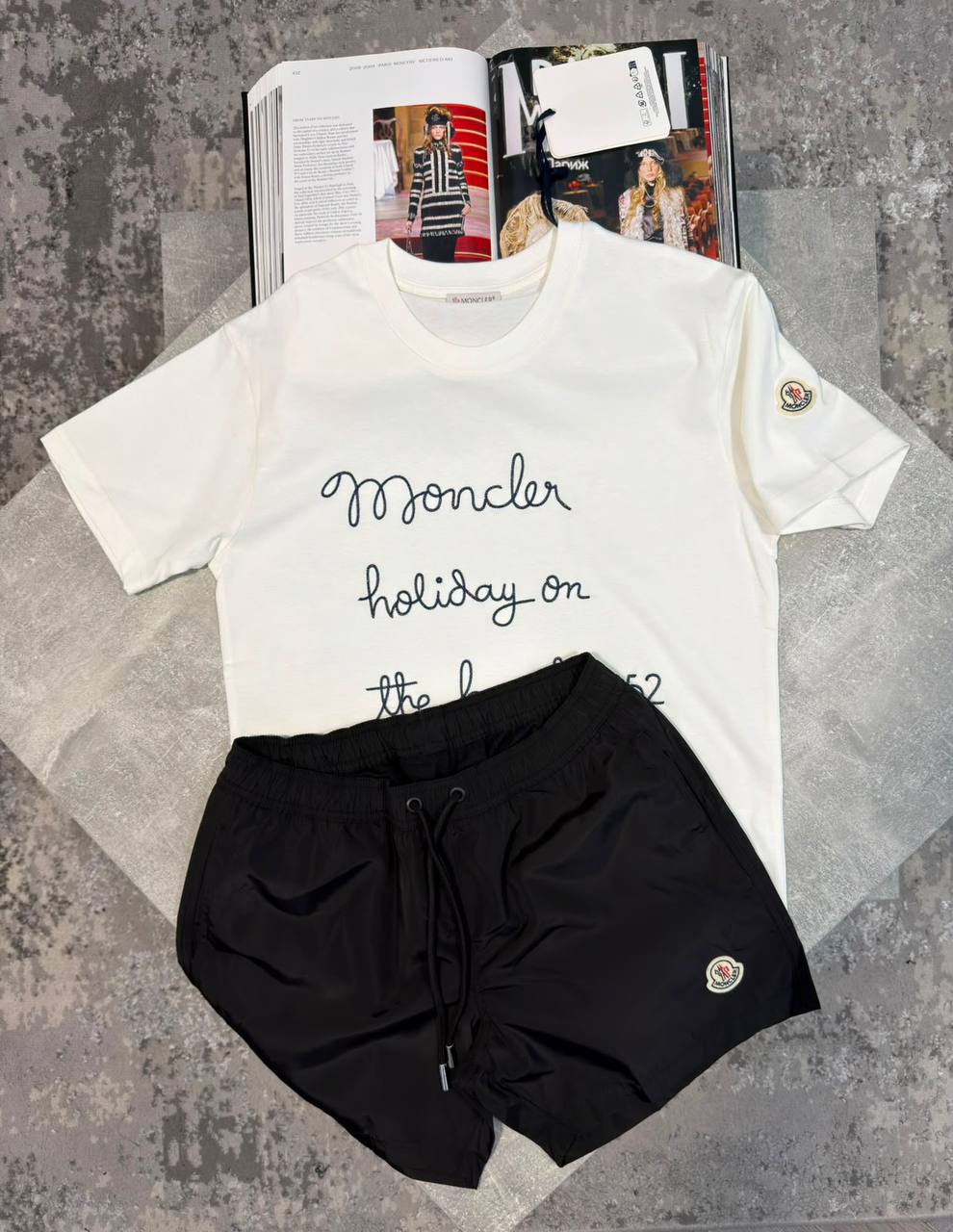 Moncle Shorts Set aj2406