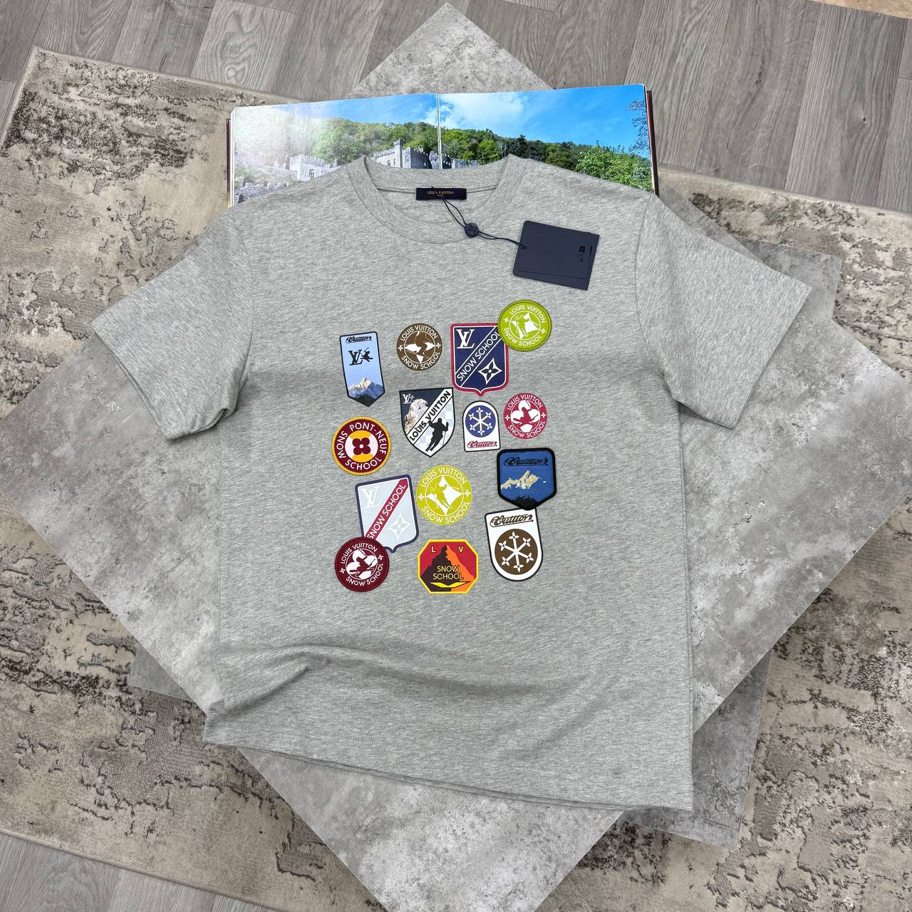 SUPER CLON LV TEE aj2806