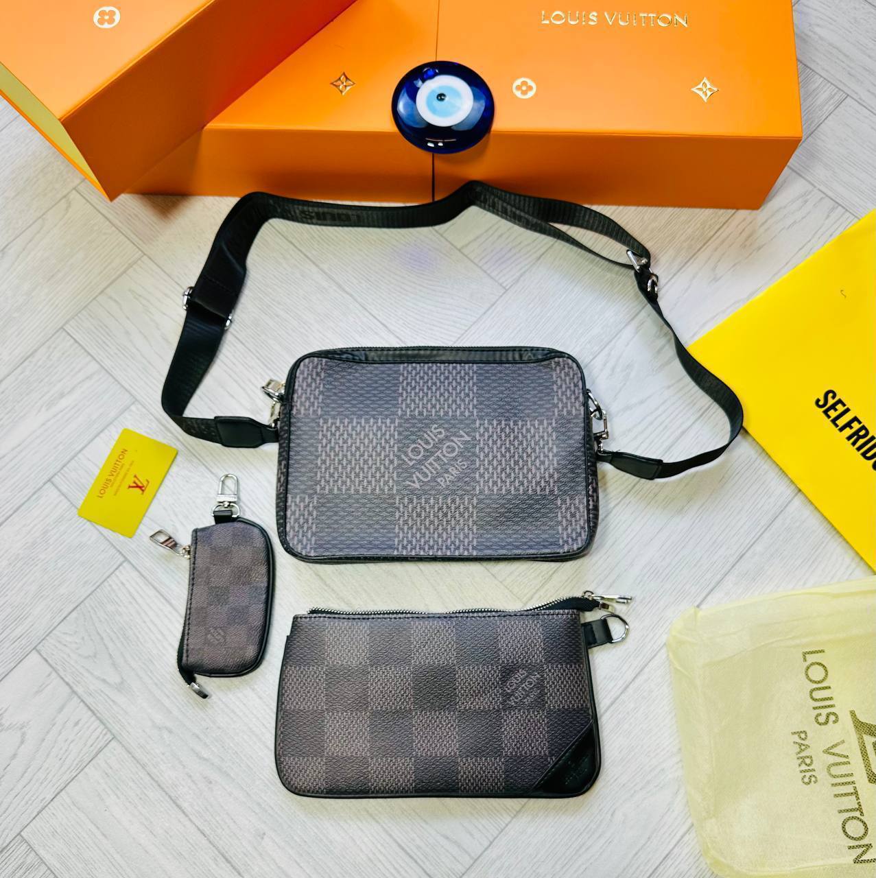 LV MAN BAG WITH BOX AND DUST BAG to2406