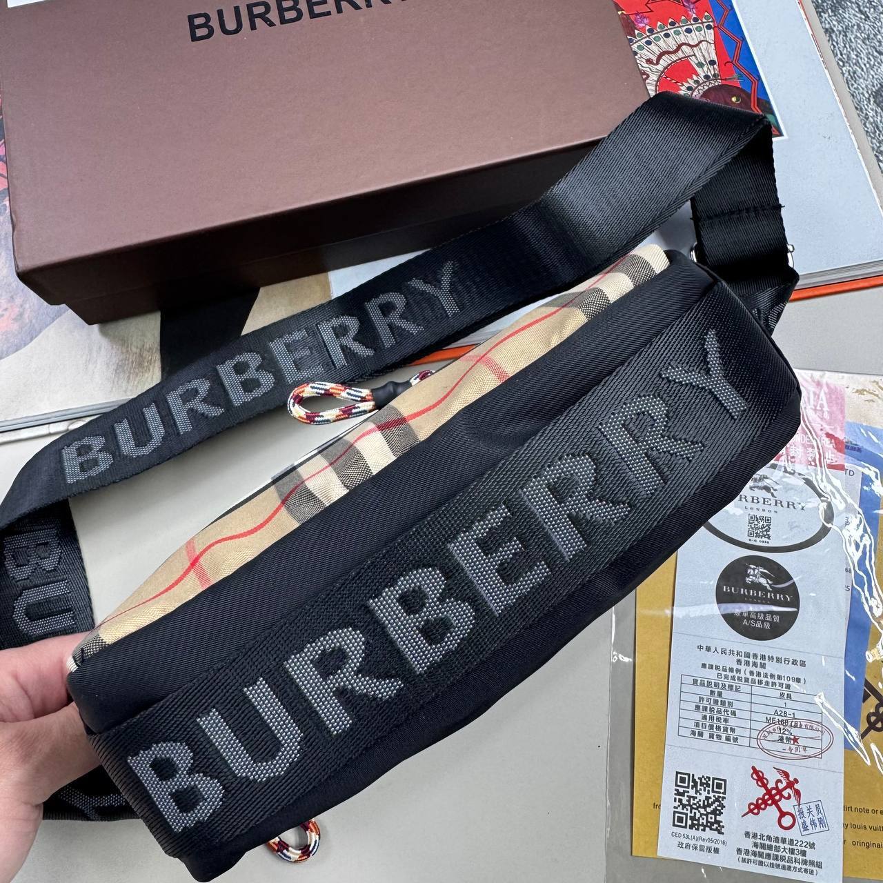 Burber man bag with box sa2506