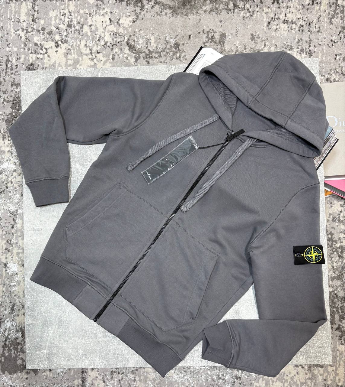 Stine island Zip Ups Hoody aj0609