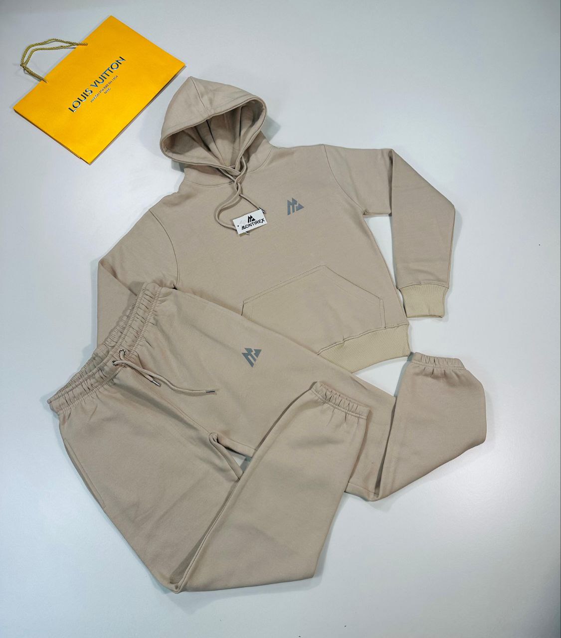 Monitrex tracksuit su0709
