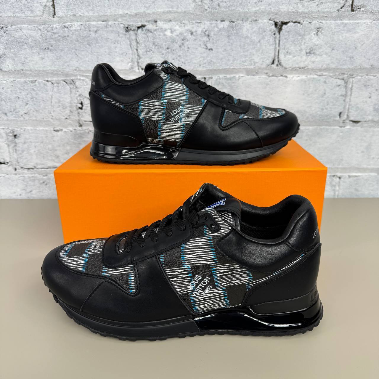 Lve trainers with box dust bag and gift bag on sale sa0609