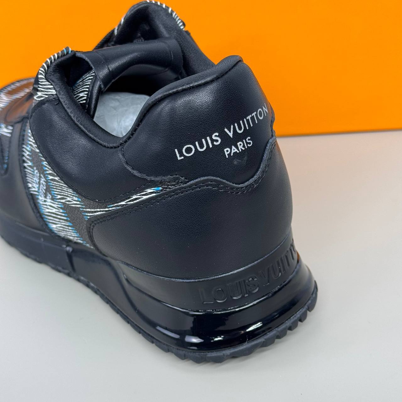Lve trainers with box dust bag and gift bag on sale sa0609