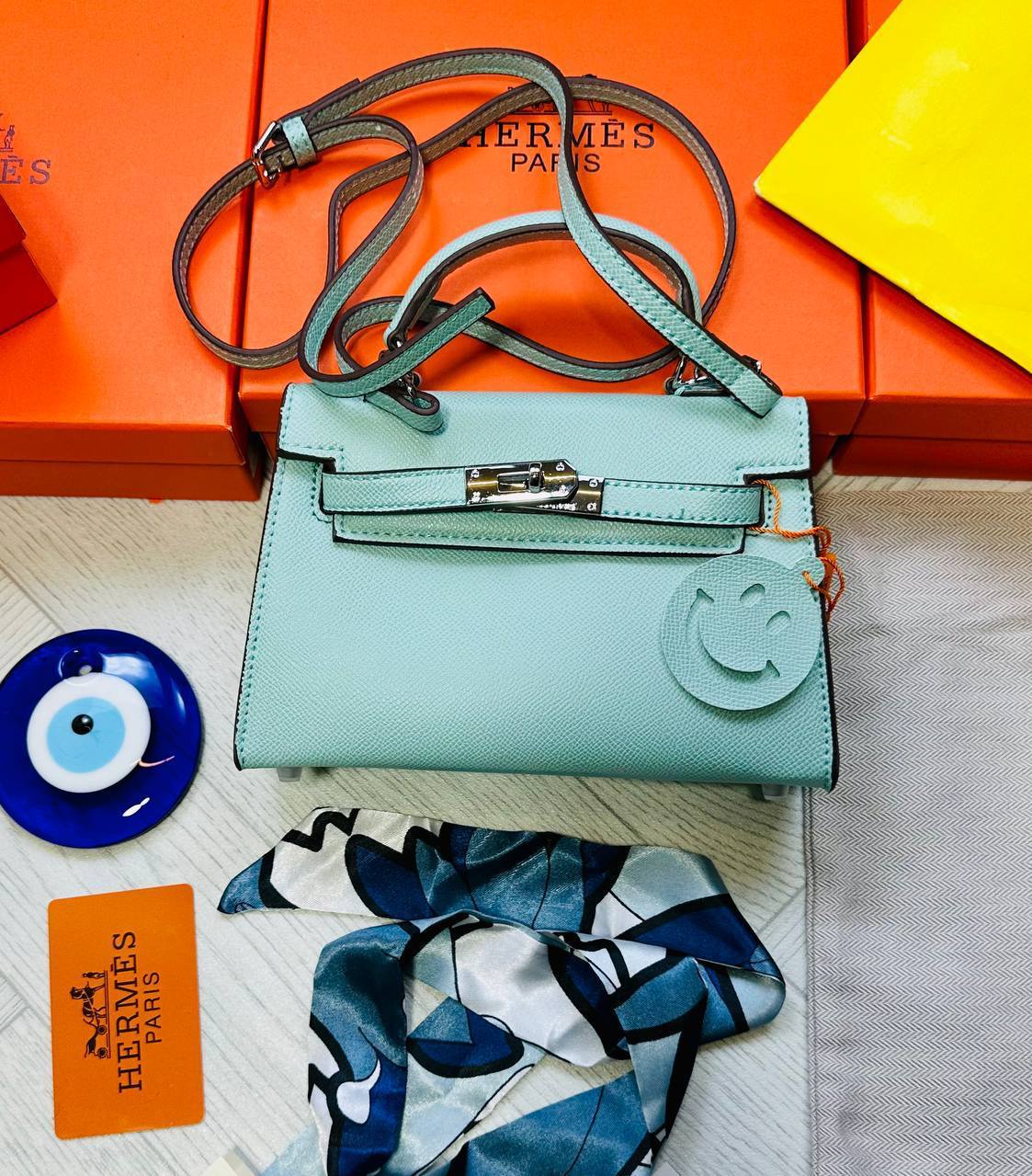 Herme Kell mini leather bag with box to2706