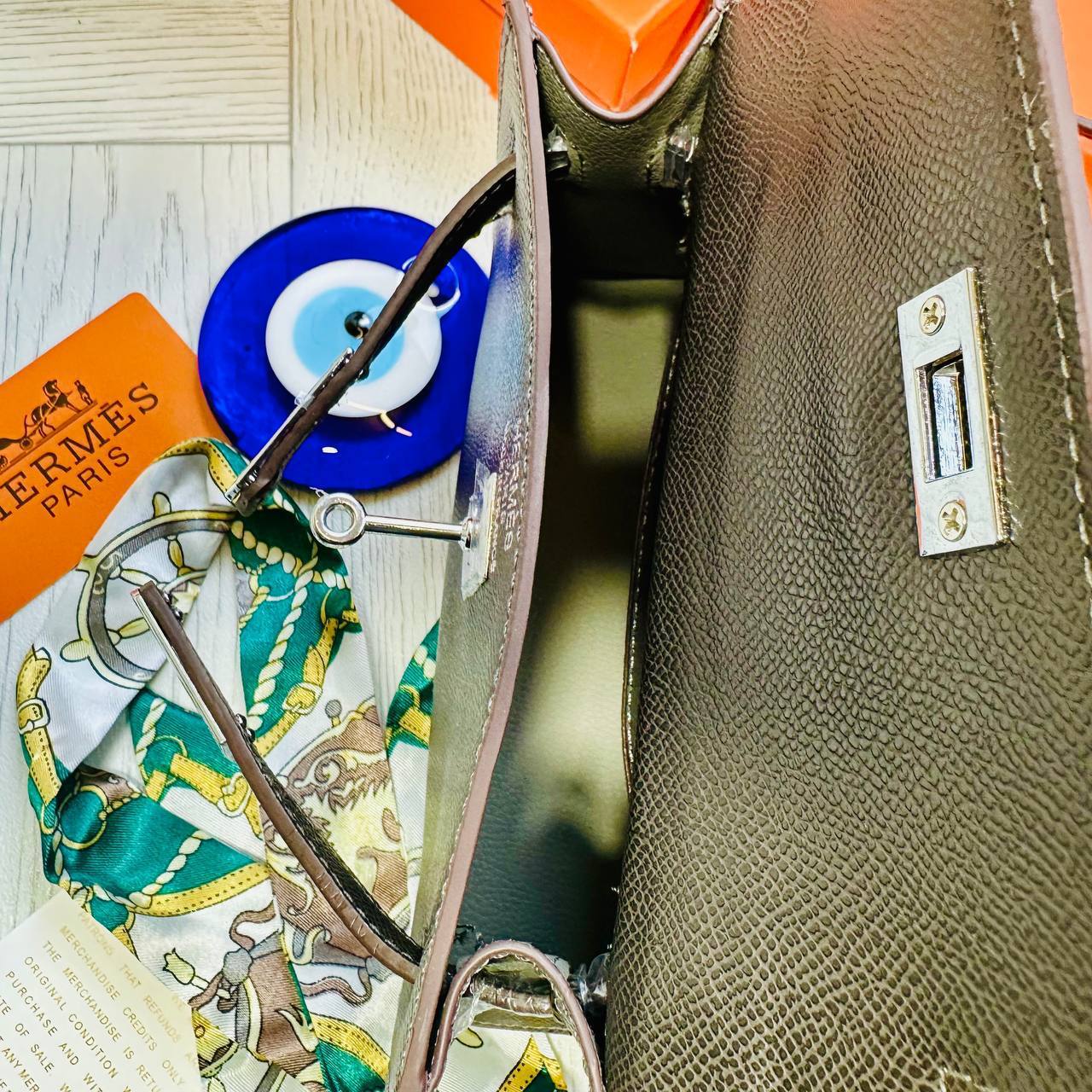 Herme Kell mini leather bag with box to2706