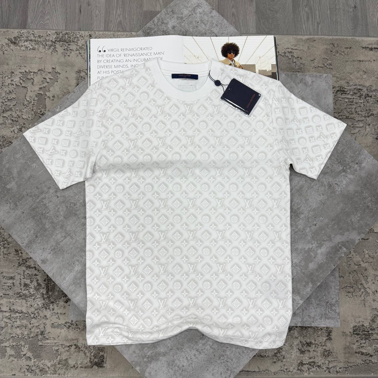 SUPER CLON LV MONO  TEE jay3006