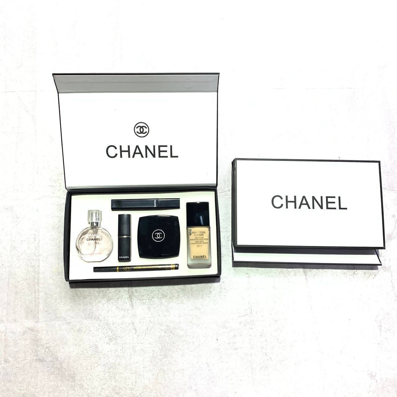 CHANE MAKEUP &PERFUME SET AVAILABLE su1009