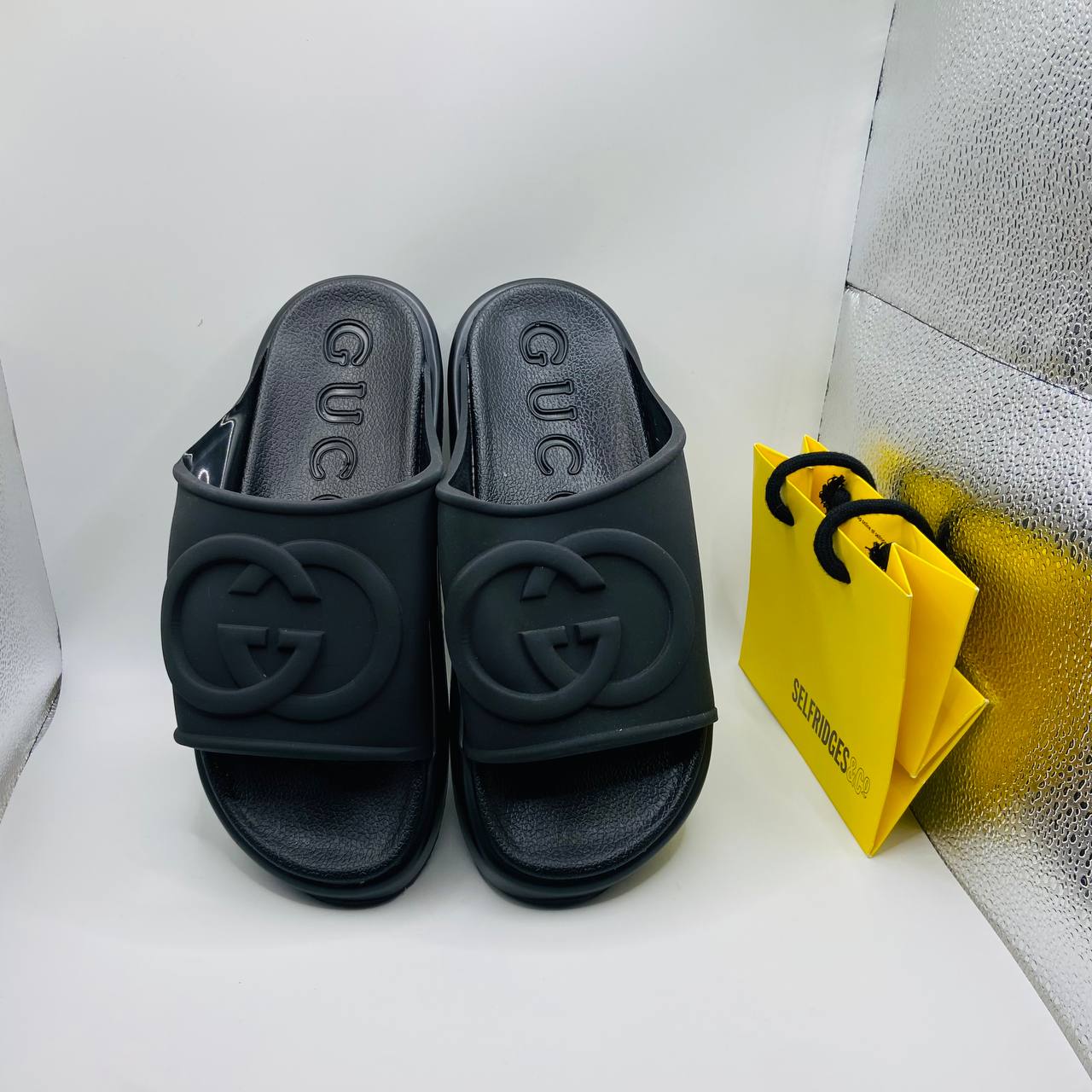 GUCII SLIDERS to0909