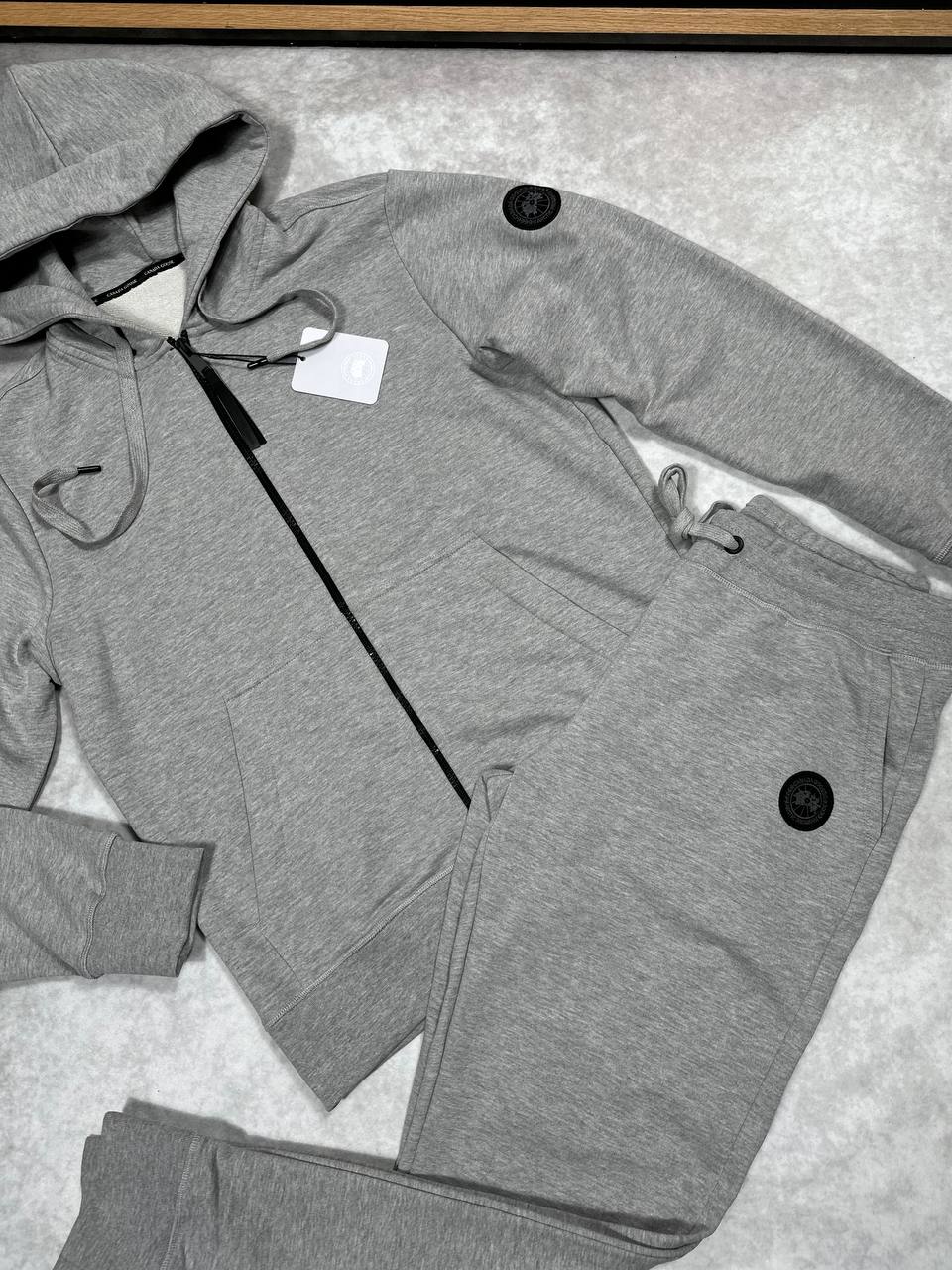 SUPER CLO CANADA GOSE TRACKSUITS am1009