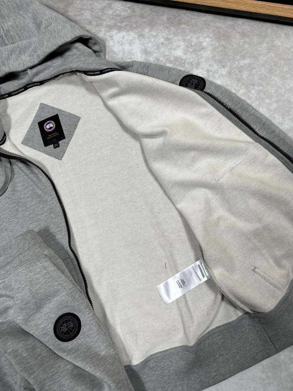 SUPER CLO CANADA GOSE TRACKSUITS am1009