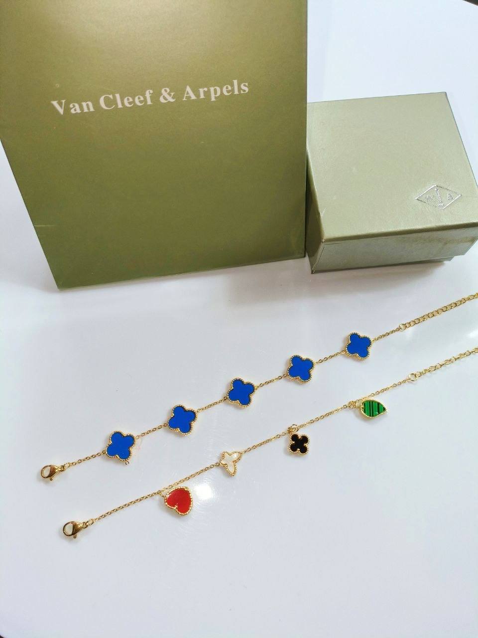va clee bracelet with box am2906