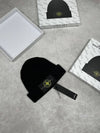STON ISLAN HAT COME WITH BOX am2009