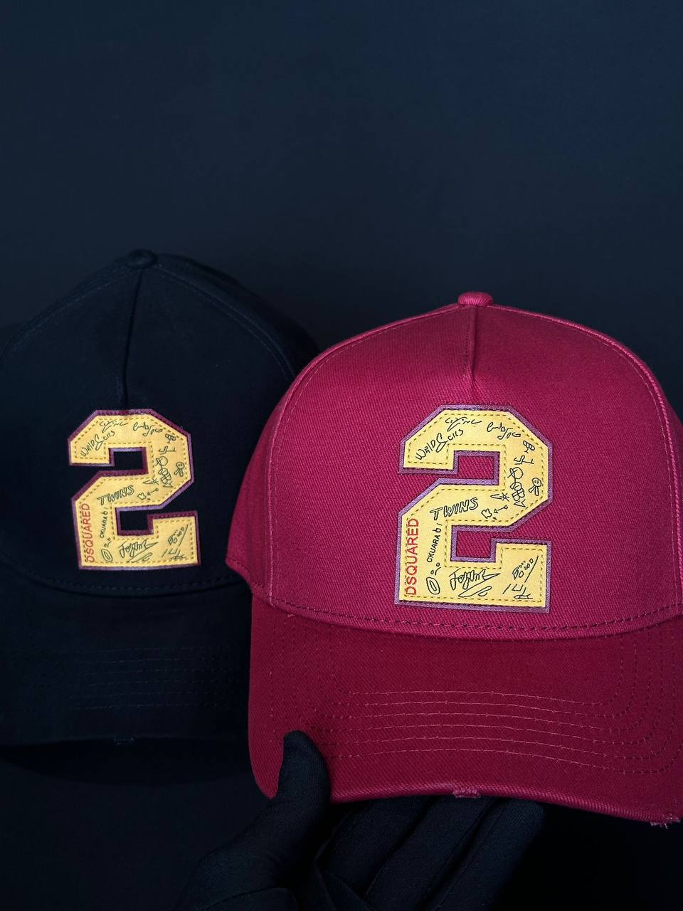 Dsquared2 Caps Limited availability jj0107
