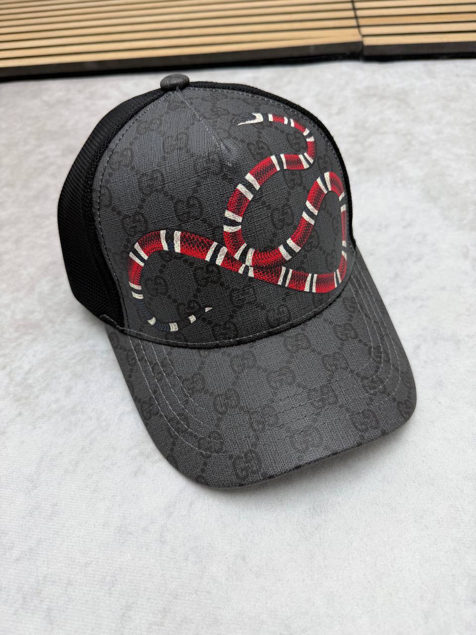 GUCC CAPS am0107