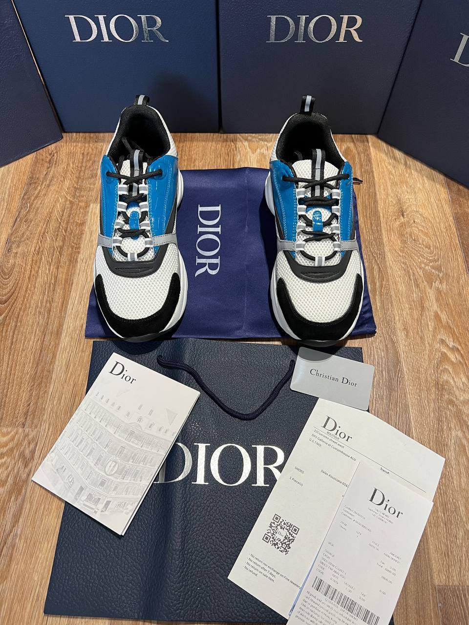 Dio b22 trainers jj0307