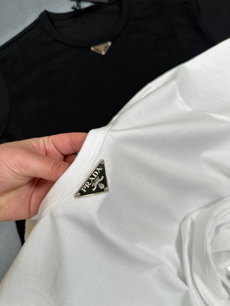 PRAD TEE 0503