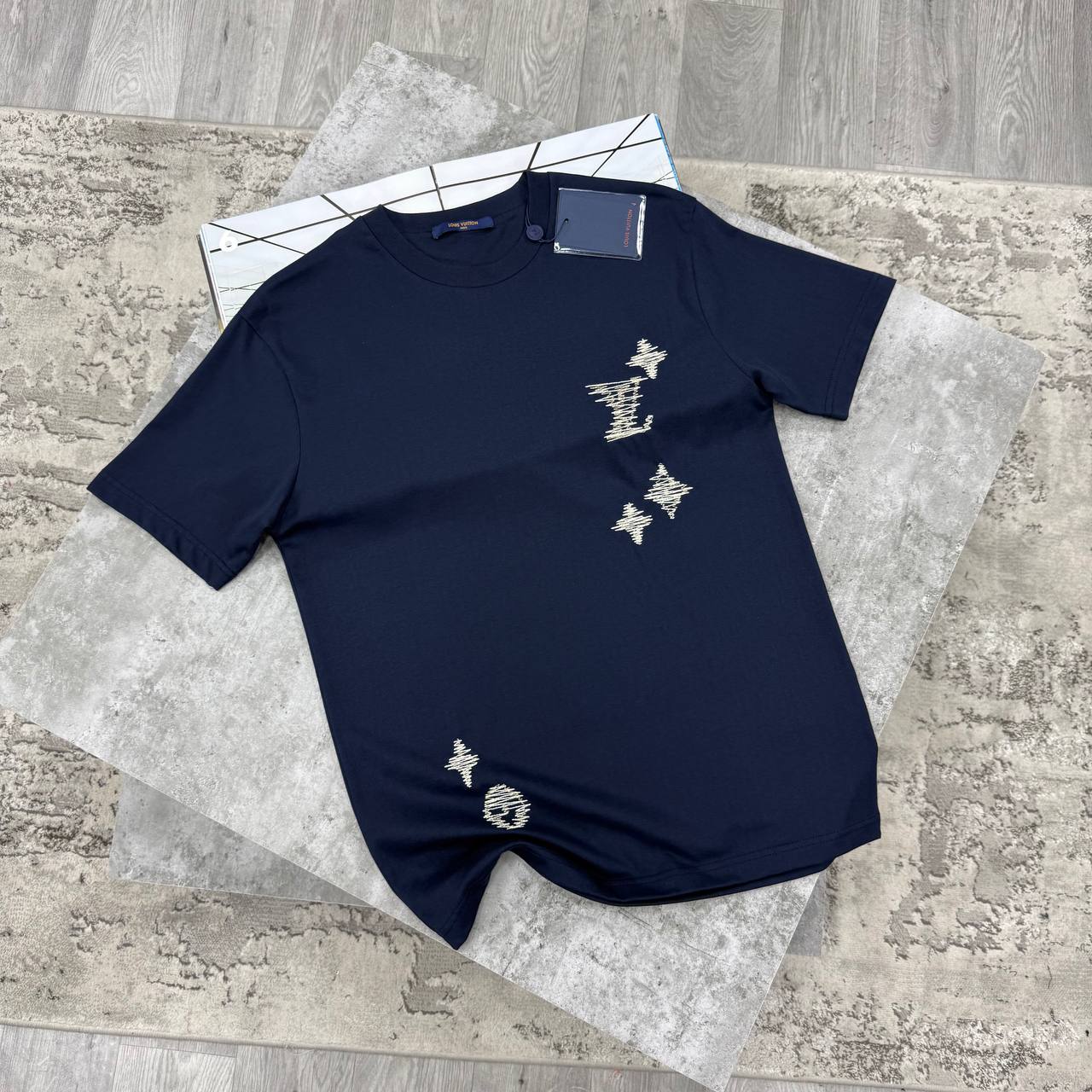 SUPER CLON LV TEE jay0607