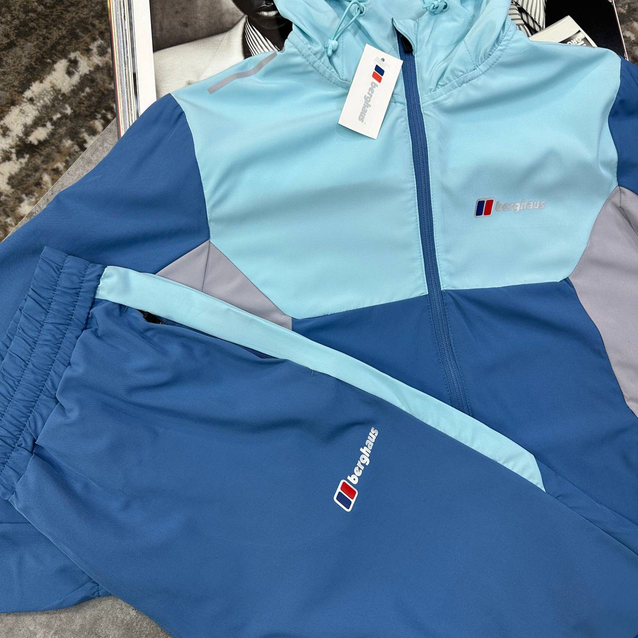 Top quality Berghau tracksuit ha0607