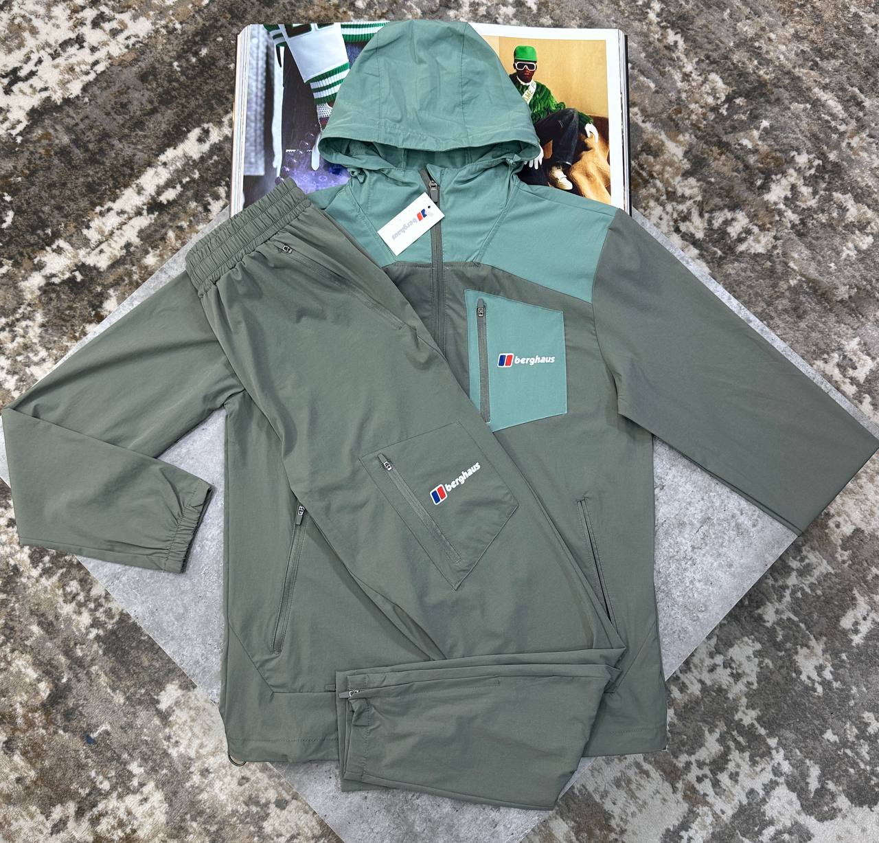 Top quality Berghau tracksuit ha0607