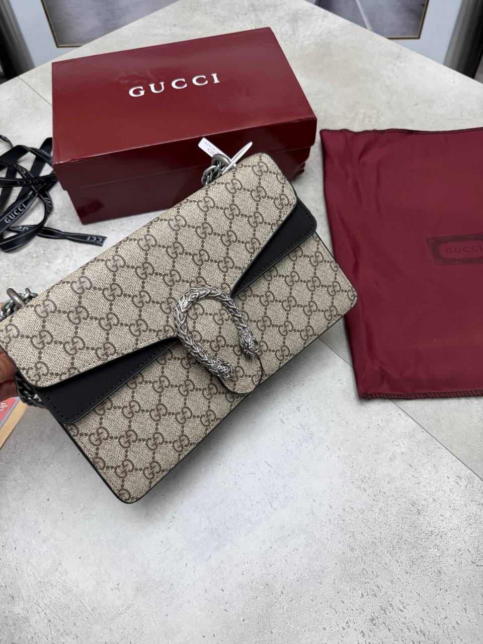 WOMENS GUCC BAG COME  WITH BOX ETC am0807