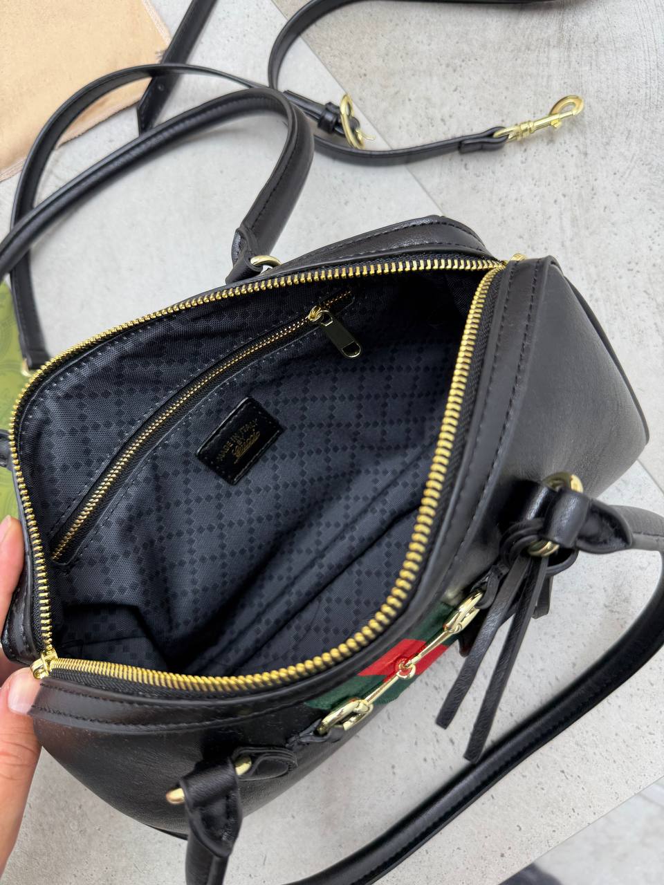 SUPER CLON  WOMENS GUCC BAG COME  WITH BOX ETC am0807