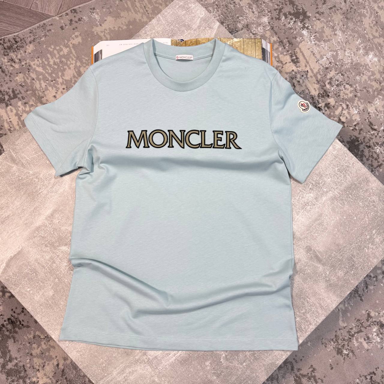 Moncle Tshirt aj0204