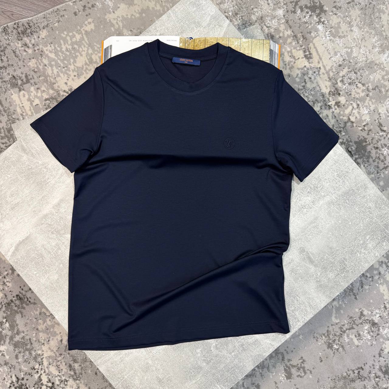 LV Tshirt aj0204