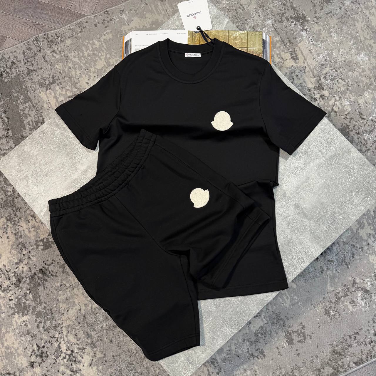 Moncle Set aj0204